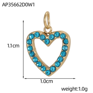 Detailed view of 1.1cm golden heart pendant with blue rhinestones and measurements