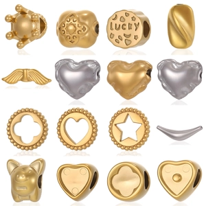 Assortimento di perline fai da te in acciaio inossidabile a forma di cuore e stella oro e argento