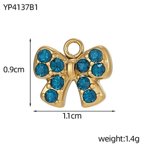 Details zu einem 1,1x0,9 cm goldenen Schleifenanhänger mit zehn blauen runden Strasssteinen