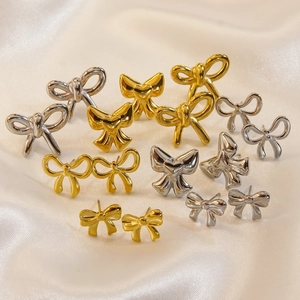Schleife Edelstahl Schmuck Für Damen 14K Vergoldet Einfach Elegant Ohrstecker Und Anhänger Halskette Geschenk Mode