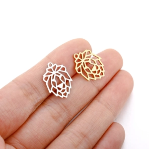 Ciondolo testa di leone geometrico in oro e argento, charms minimalisti in acciaio inossidabile