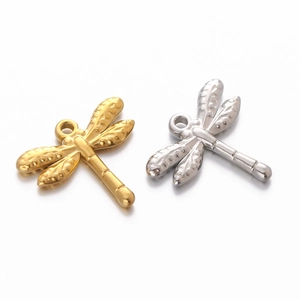 3D-libelle hangers van roestvrij staal in goud en zilver met gedetailleerde vleugels