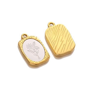 Goldene rechteckige Schmuckanhänger mit Blumen-Inlay und strukturierter Rückseite