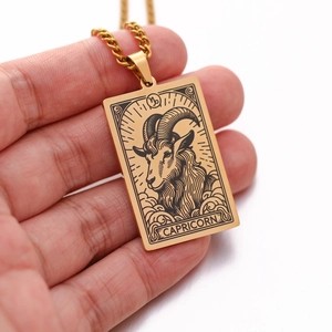 Vintage gold Capricorn tarot card pendant necklace in durable stainless steel