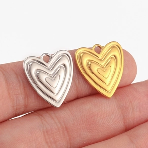 Pendentifs en forme de cœur en acier inoxydable poli or et argent pour bijoux DIY