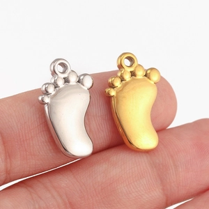 Pendentifs pieds de bébé en acier inoxydable poli or et argent pour bijoux DIY