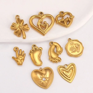 Pendentifs Famille en Acier Inoxydable 304 Cœur Empreinte Mains Charms pour Fête des Mères Fabrication Bijoux Accessoires DIY Femme