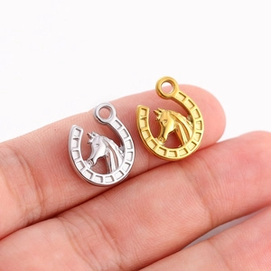 Pendentifs fer à cheval avec tête de cheval en acier inoxydable poli or et argent