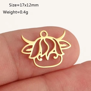 Minimalist gold stainless steel highland cow pendant charm for DIY jewelry necklaces