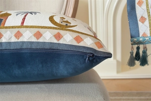 Close-up of the high-quality invisible zipper and velvet texture on the moon star pillow