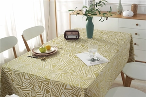 Detailed texture of green and beige Nordic geometric triangle jacquard tablecloth