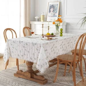 French Pastoral Cotton Tablecloth Lilac Floral Pattern Jacquard Rectangular Table Cover With Tassels Pom Poms Dining Room Decor