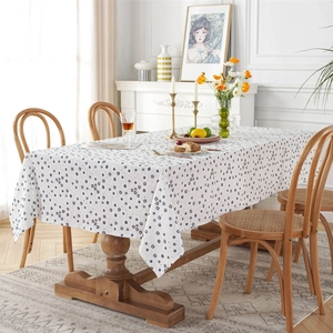 Floral cotton rectangular tablecloth with sunflower pattern for cozy dining room decor