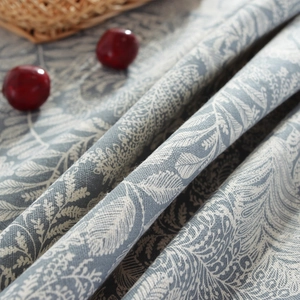 Waterproof American floral tablecloth with blue background and white leaf patterns