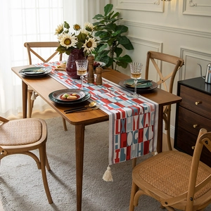 Modern Geometric English Letter Jacquard Table Runner With Tassels Red Blue Color Block Polyester Dining Table Decor
