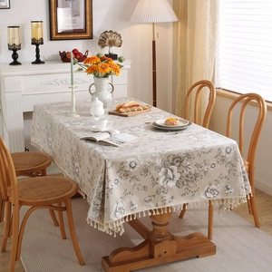 Tovaglia rettangolare beige impermeabile con stampe floreali vintage e frange eleganti