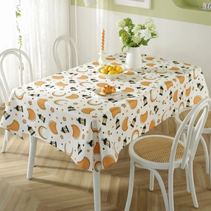 Waterproof polyester tablecloth with orange moon and lantern patterns for Ramadan dining
