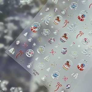Niedliche Nagelaufkleber für Weihnachten und Neujahr mit Pony- und Schneekugel-Motiven