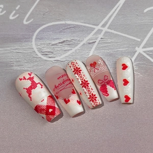 Set de 5 faux ongles de Noël avec motifs de renne rouge et flocons de neige