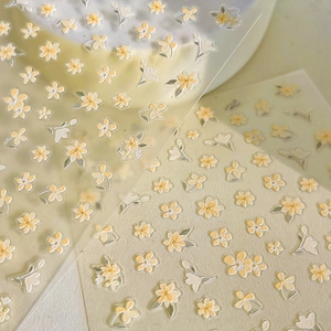 Autocollants 3D pour ongles à fleurs jaunes avec motifs floraux adhésifs
