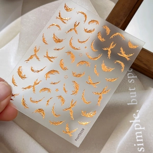 Autocollants nail art 3D dorés avec motifs étoiles et lune en relief effet métallique