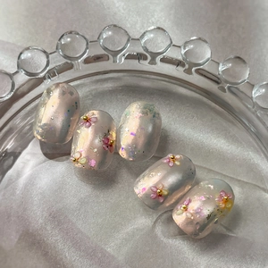 Elegant 3D floral nail art stickers with pink dried flowers and golden studs
