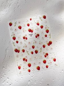 Détails de stickers 3D pour ongles aux motifs de fraises rouges et de fleurs blanches