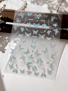 Autocollants à ongles papillon holographiques avec strass et décor de perles