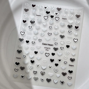 Autocollants nail art coeur gaufrés dorés avec texture 3D et motifs mignons et chics