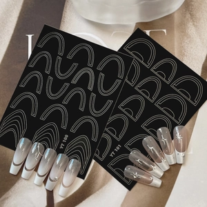 Minimalistische Französische Nagelkunst Aufkleber Geometrische U-Form Bogen Linie Design Selbstklebende Nagelsticker Für Damen DIY Maniküre