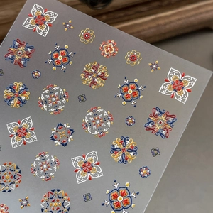 Adesivi per unghie 5D goffrati bohémien con disegni mandala colorati e trame in rilievo 3D
