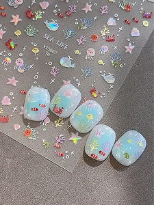Autocollants 3D détaillés pour ongles avec animaux marins colorés et motifs corail