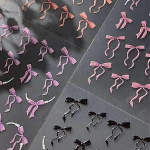 Charm's pour ongles nœuds en relief 3D avec perles en couleurs assorties pour manucure