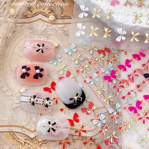 Autocollants de Nail Art Nœud Papillon Bronzage en Relief Décalcomanies d'Ongles 3D Papillon pour Femmes Accessoire de Décoration de Manucure Douce