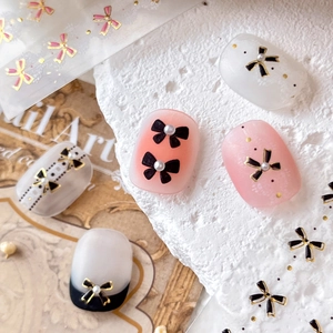 Autocollants ongles nœuds 3D exquis avec perles et pois dorés de style japonais très doux