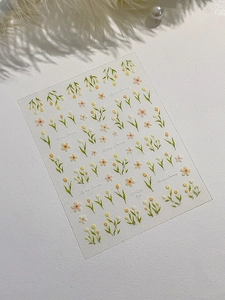 Détail d'autocollants pour ongles YT5030 avec tulipes et motifs Spring Journey
