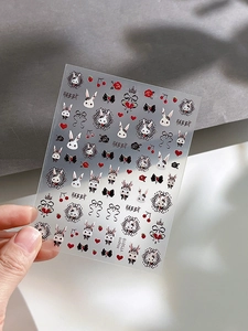 Details von YT5010 Nagelstickern mit geprägten Gothic-Hasen und roten Herzmotiven