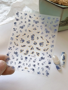 Adesivi per unghie con rilievo floreale blu e bordi dorati per manicure DIY, YT5058