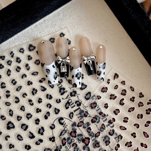 Autocollants à Ongles Imprimé Léopard Auto-Adhésifs Motif Animal Décoration de Nail Art DIY pour Femmes Filles Salon Manucure