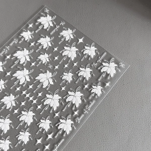 Stickers nail art 3D fleurs blanches en relief avec texte Flower of Freedom