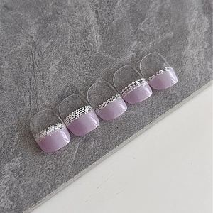 5Pcs light purple toe nail art stickers with white lace lines and daisy floral patterns