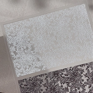 Pegatinas 5D para uñas con encaje floral en blanco y negro y relieve de lujo fino