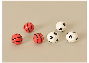 Miniature resin basketball and soccer ball beads for DIY dollhouse decoration and crafts