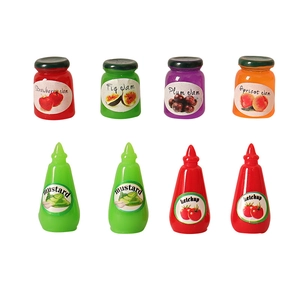 Lot de 8 miniatures de maison de poupée en résine avec confitures et flacons de sauce