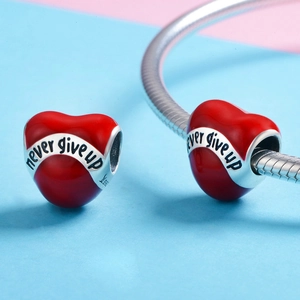 Charme de coeur rouge en argent sterling S925 avec gravure Never Give Up pour bracelet