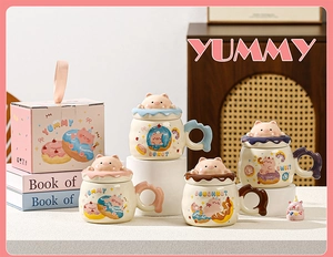 Detail of cartoon pig ceramic mugs with matching 3D lids and exquisite gift box packaging