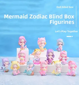 Collectie van 12 zeemeermin sterrenbeeld blind box figuren op een blauwe standaard