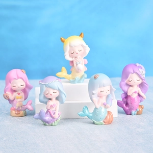Cinq figurines de sirène mignonnes aux couleurs pastel pour décoration de bureau