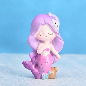 Figurine de princesse sirène Scorpion avec cheveux violets et queue dégradée rose décor