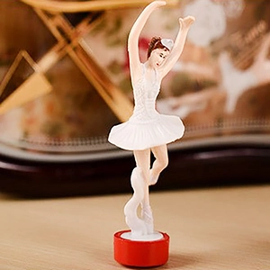 Carillon rotante con ballerina e base a cuore per conservare i gioielli delle bambine